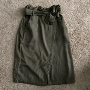 Green midi skirt